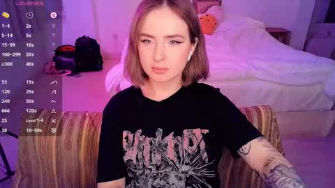 Effie online show from February 2025 04:26:01 PM