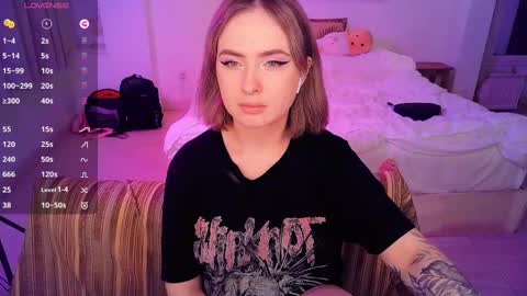 Effie online show from February 2025 09:46:01 PM