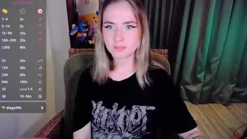 Effie online show from September 2025 03:52:01 AM