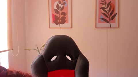 shylittlebunny online show from February 2026 02:17:02 PM