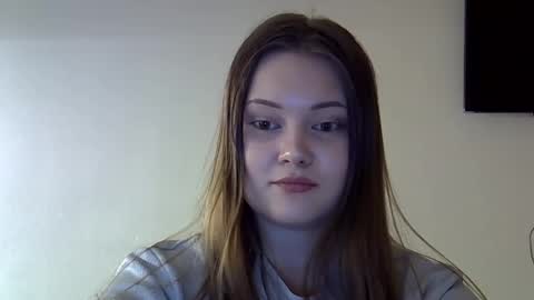 Snapshot of shynesssi chatting on February 2025 08:00:01 PM shynesssi online show from February 2025 08:00:01 PM