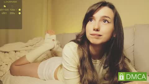 Mary online show from April 2026 09:05:01 PM