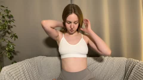 Amelia online show from January 2025 07:15:01 PM