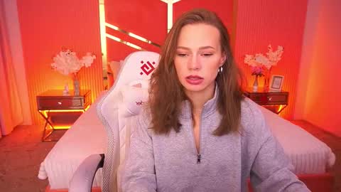 shyysiren online show from November 2025 08:33:02 AM