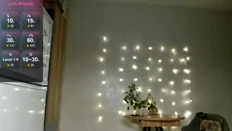 Snapshot of siberian_girl_ chatting on November 2025 01:39:01 AM Eva online show from November 2025 01:39:01 AM