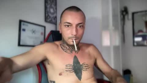 sidvicious23cm online show from September 2025 04:51:02 PM