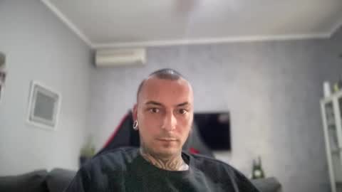 sidvicious23cm online show from November 2025 11:32:02 AM