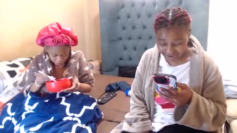 Snapshot of sieannabrown chatting on June 2026 10:29:01 AM sieannabrown online show from June 2026 10:29:01 AM