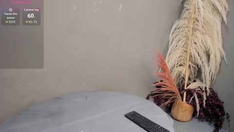 sienna_glow online show from March 2026 11:38:02 AM