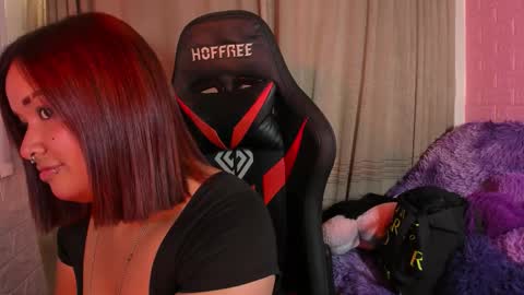 Snapshot of sienna_lux01 chatting on February 2026 06:51:02 PM sienna_lux01 online show from February 2026 06:51:02 PM