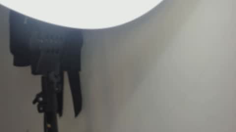 Keira online show from October 2025 11:55:02 AM