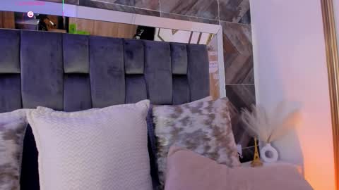    online show from November 2025 11:38:01 PM