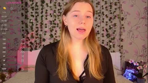 Snapshot of silent_princesses chatting on January 2025 08:56:01 AM Chloe online show from January 2025 08:56:01 AM