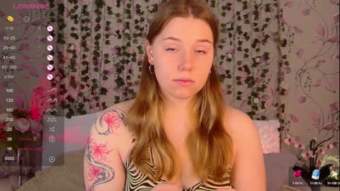 Snapshot of silent_princesses chatting on January 2025 07:27:02 AM Chloe online show from January 2025 07:27:02 AM