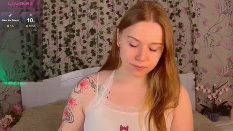 Snapshot of silent_princesses chatting on February 2025 07:24:02 AM Chloe online show from February 2025 07:24:02 AM