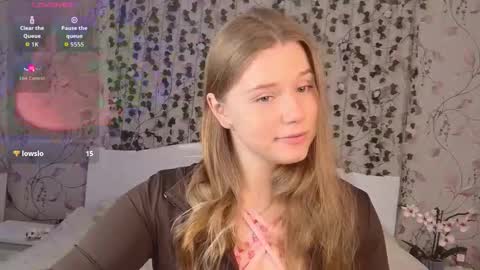 Snapshot of silent_princesses chatting on October 2025 05:21:02 AM Chloe online show from October 2025 05:21:02 AM