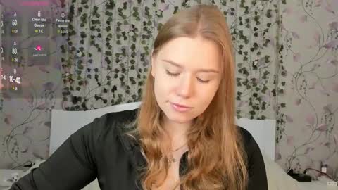 Snapshot of silent_princesses chatting on October 2025 05:22:01 AM Chloe online show from October 2025 05:22:01 AM