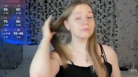 Snapshot of silent_princesses chatting on November 2025 04:55:01 AM Chloe online show from November 2025 04:55:01 AM