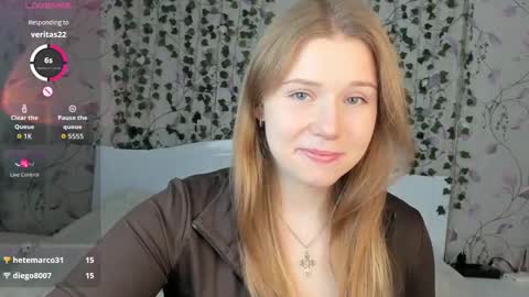 Snapshot of silent_princesses chatting on November 2025 05:06:01 AM Chloe online show from November 2025 05:06:01 AM