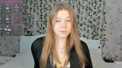 Snapshot of silent_princesses chatting on November 2025 05:07:01 AM Chloe online show from November 2025 05:07:01 AM