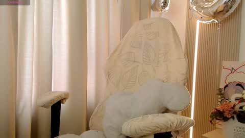 silk_ann online show from February 2026 07:09:02 AM