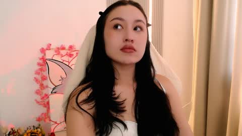 silk_ann online show from April 2026 07:45:01 AM