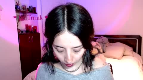 silkbite online show from April 2026 12:57:01 AM