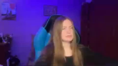 Erica online show from May 2026 07:08:01 PM