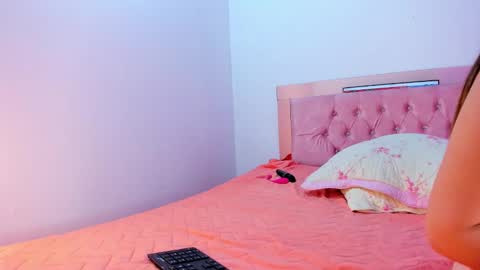 Silvana online show from January 2025 05:17:01 PM