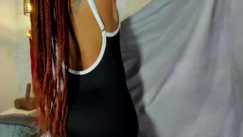 Snapshot of silvannafit chatting on November 2025 12:05:02 PM Silvana Fit online show from November 2025 12:05:02 PM