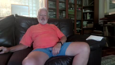 Daddy Bear online show from July 2026 12:34:01 PM