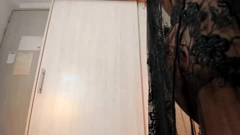 silverosequeen online show from September 2025 10:19:01 AM