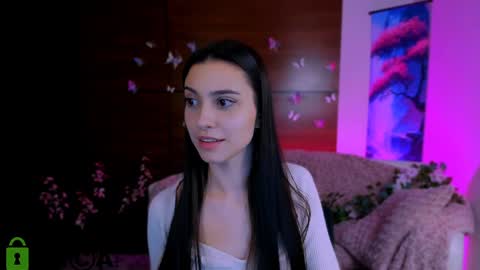 Snapshot of silvia_queen1 chatting on December 2024 04:13:01 AM Silvia nude in pvt online show from December 2024 04:13:01 AM