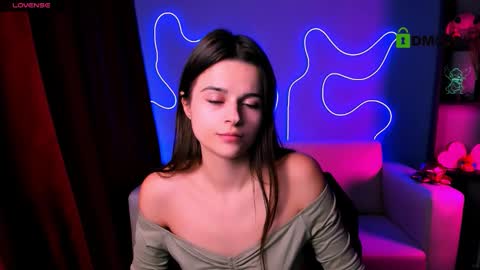 Snapshot of silvia_queen1 chatting on November 2025 02:29:02 PM Silvia nude in pvt online show from November 2025 02:29:02 PM