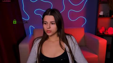 Snapshot of silvia_queen1 chatting on November 2025 04:59:02 AM Silvia nude in pvt online show from November 2025 04:59:02 AM