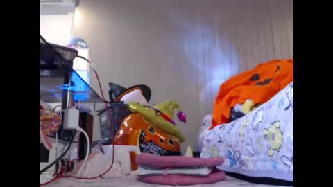 silviajpn online show from October 2025 02:45:02 AM