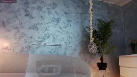 Silvia online show from March 2026 08:11:02 AM