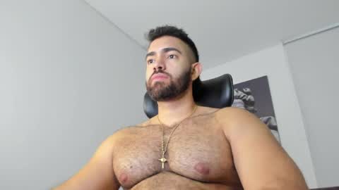Snapshot of simon_leon01 chatting on April 2026 11:17:02 PM simon_leon01 online show from April 2026 11:17:02 PM