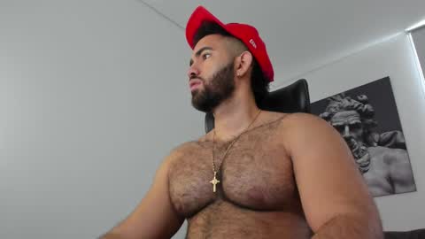 Snapshot of simon_leon01 chatting on May 2026 12:26:02 PM simon_leon01 online show from May 2026 12:26:02 PM