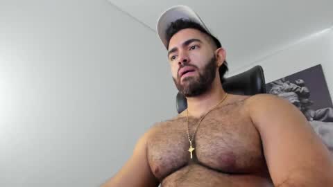 Snapshot of simon_leon01 chatting on May 2026 10:17:02 PM simon_leon01 online show from May 2026 10:17:02 PM