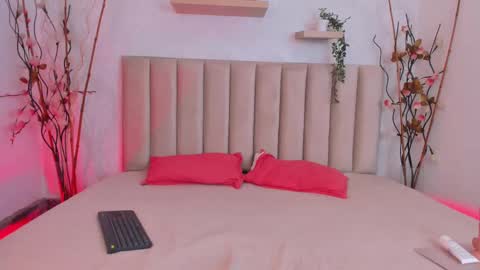 simona_brooke online show from October 2025 08:48:01 PM