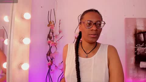 simona_brooke online show from November 2025 08:08:01 PM