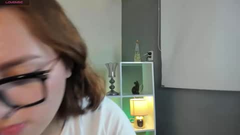 simonastar_ online show from February 2026 01:07:02 PM