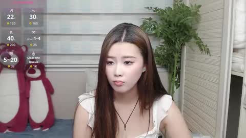 simonastephanie online show from October 2025 05:44:01 PM