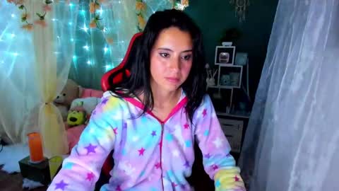 Simon Simpson          Modelo Independiente online show from January 2025 09:00:01 AM