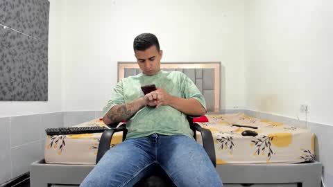 SIMON KELER online show from November 2025 04:26:02 AM