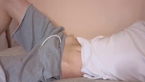 Simon online show from November 2025 06:18:01 PM