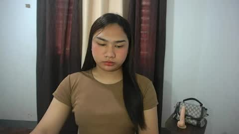 Snapshot of simply_francine chatting on July 2026 01:34:02 AM simply francine online show from July 2026 01:34:02 AM
