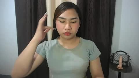 Snapshot of simply_francine chatting on July 2026 12:18:02 PM simply francine online show from July 2026 12:18:02 PM