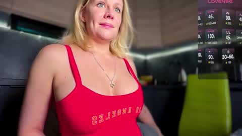 A present for me  online show from March 2026 07:04:02 PM